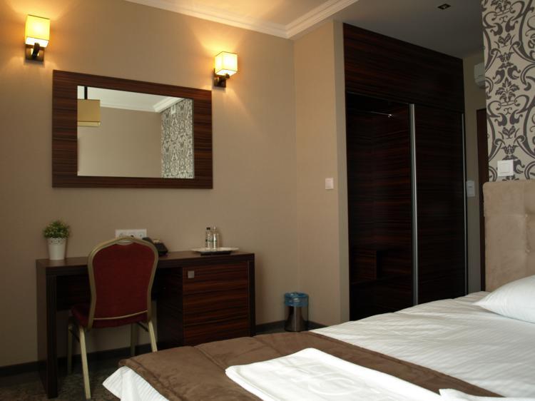 Hotel Kamiza Wyszków Rum bild