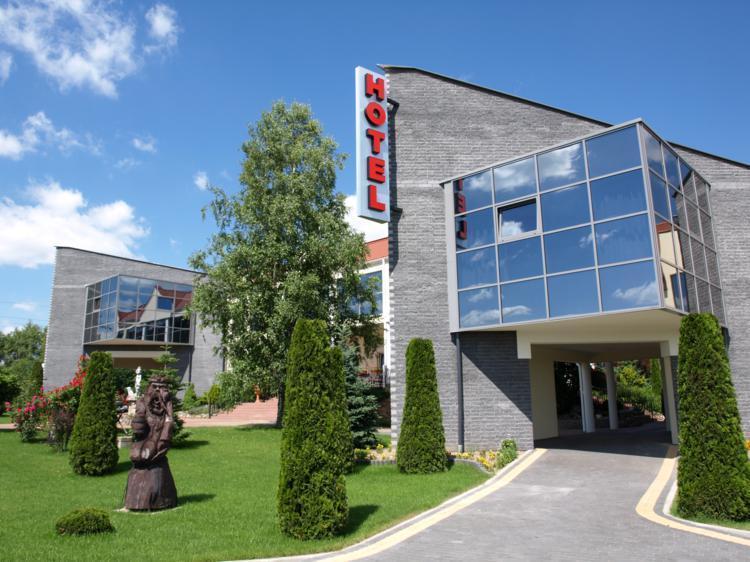 Hotel Kamiza Wyszków Exteriör bild